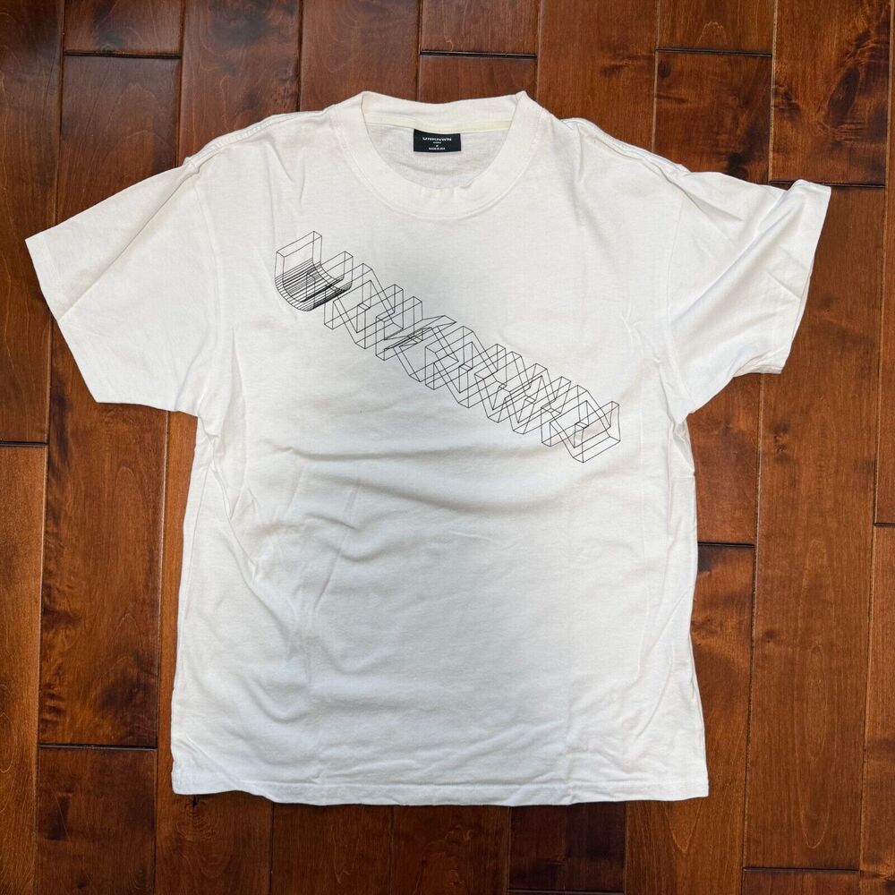 UNKNWN Graphic White T-Shirt Men's Medium Abstract Design Minimalist Streetwear